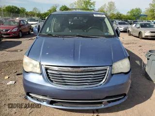 2012 Chrysler Town & Country Touring with VIN 2C4RC1BG5CR207489, listed as a Copart auction lot 56315545 with 190,143 mi miles and Salvage Title. Bid and sale history available at DreamBid. Image 5.