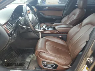 2011 Audi A8 z VIN WAURVAFD9BN013776, wystawiony jako Copart lot #51989675 z przebiegiem 148 822 mil mil oraz Szkody całkowita. Historia ofert i sprzedaży dostępna na DreamBid. Obrazek 7.