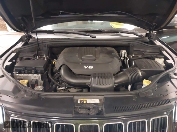 2015 Jeep Grand Cherokee Limited with VIN 1C4RJFBGXFC205124, listed as a IAAI auction lot 41405059 with 194,124 mi miles. Bid and sale history available at carsss.com. Image 10.