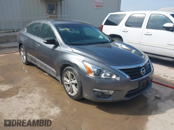 2015 Nissan Altima S with VIN 1N4AL3AP3FN343704, listed as a IAAI auction lot 42079358 with 172,343 mi miles and . Bid and sale history available at DreamBid. Image 1.