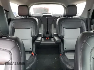 2022 Ford Explorer XLT z VIN 1FMSK7DH6NGB62558, wystawiony jako Copart lot #54575715 z przebiegiem 57 056 mil mil oraz Czysty tytuł • Clean title. Historia ofert i sprzedaży dostępna na DreamBid. Obrazek 10.