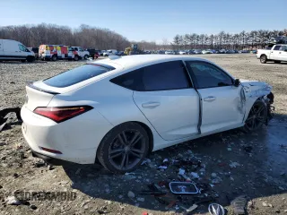 2025 Acura Integra w/A-Spec Package with VIN 19UDE4H32SA002498, listed as a Copart auction lot 45853415 with 22,493 mi miles and Salvage title. Bid and sale history available at DreamBid. Image 3.