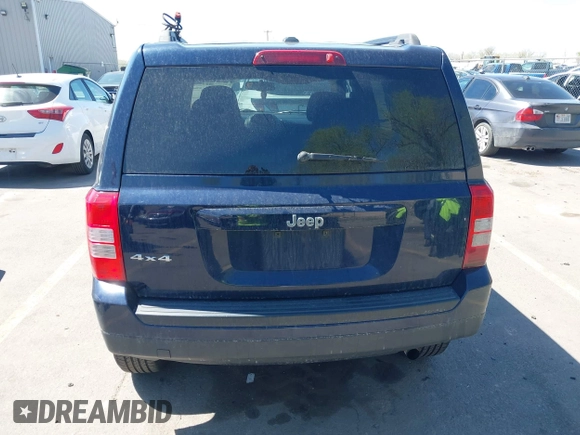 2016 Jeep Patriot Sport with VIN 1C4NJRBBXGD579801, listed as a IAAI auction lot 42040723 with 135,401 mi miles and . Bid and sale history available at carsss.com. Image 17.