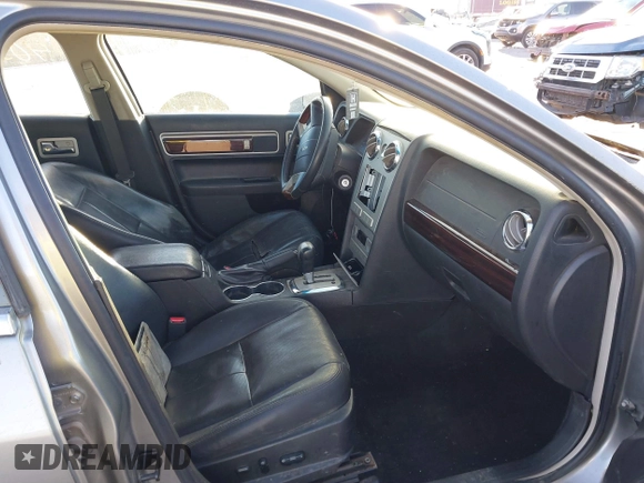 2008 Lincoln MKZ with VIN 3LNHM28T78R610163, listed as a IAAI auction lot 40596301 with 0 mi miles. Bid and sale history available at carsss.com. Image 5.