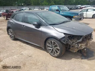 2021 Toyota Corolla Hatchback XSE with VIN JTNC4MBE0M3117174, listed as a IAAI auction lot 41885744 with 58,418 mi miles. Bid and sale history available at carsss.com. Image 1.