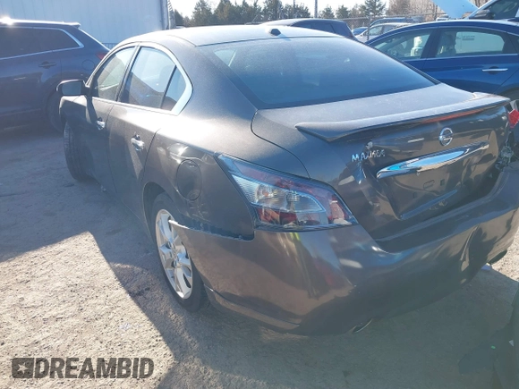 2013 Nissan Maxima S z VIN 1N4AA5AP7DC813288, wystawiony jako IAAI lot #41729598 z przebiegiem 133 573 mil mil oraz . Historia ofert i sprzedaży dostępna na DreamBid. Obrazek 3.