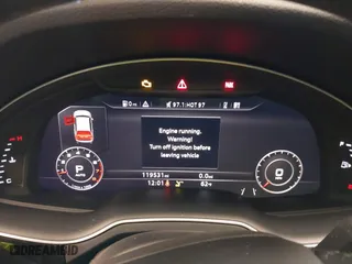2017 Audi Q7 Premium Plus with VIN WA1LAAF7XHD039620, listed as a IAAI auction lot 40970830 with 119,531 mi miles. Bid and sale history available at carsss.com. Image 7.