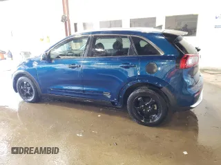 2017 Kia Niro LX with VIN KNDCB3LC9H5059402, listed as a Copart auction lot 55252505 with 144,642 mi miles and Clean Title. Bid and sale history available at carsss.com. Image 2.