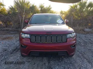 2018 Jeep Grand Cherokee Laredo with VIN 1C4RJFAG8JC285565, listed as a IAAI auction lot 41847198 with 96,814 mi miles and . Bid and sale history available at DreamBid. Image 12.