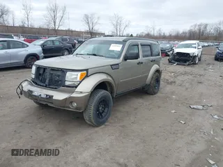 2007 Dodge Nitro SLT z VIN 1D8GU58K97W700047, wystawiony jako IAAI lot #41805822 z przebiegiem 186 604 mil mil oraz . Historia ofert i sprzedaży dostępna na DreamBid. Obrazek 16.