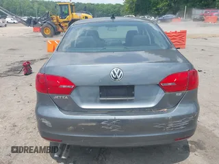 2014 Volkswagen Jetta SE with VIN 3VWD07AJ3EM232529, listed as a IAAI auction lot 42286442 with 125,000 mi miles and . Bid and sale history available at DreamBid. Image 16.