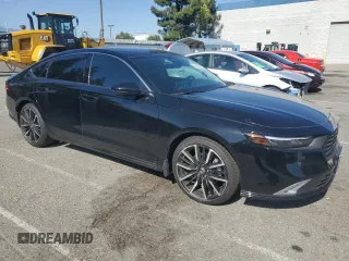 2024 Honda Accord Touring z VIN 1HGCY2F86RA010166, wystawiony jako Copart lot #54626525 z przebiegiem 43 472 mil mil oraz Szkoda całkowita • Salvage title. Historia ofert i sprzedaży dostępna na DreamBid. Obrazek 4.