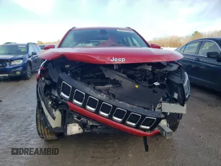 2019 Jeep Compass Latitude with VIN 3C4NJDBB9KT827915, listed as a Copart auction lot 85757104 with 14,713 mi miles and Salvage Title. Bid and sale history available at DreamBid. Image 5.