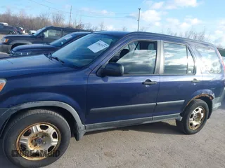 2006 Honda CR-V LX with VIN JHLRD785X6C013465, listed as a IAAI auction lot 41843337 with 237,622 mi miles and . Bid and sale history available at carsss.com. Image 14.