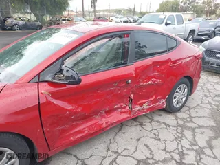 2017 Hyundai Elantra SE with VIN KMHD74LF8HU121511, listed as a IAAI auction lot 41741418 with 90,233 mi miles. Bid and sale history available at carsss.com. Image 6.