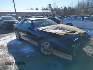 1986 Pontiac Firebird Trans Am with VIN 1G2FW87F6GN210279, listed as a IAAI auction lot 41260317 with 124,290 mi miles. Bid and sale history available at carsss.com. Image 1.