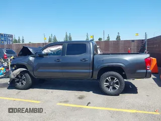 2017 Toyota Tacoma SR5 with VIN 3TMCZ5AN0HM098367, listed as a IAAI auction lot 42299298 with 69,770 mi miles and . Bid and sale history available at DreamBid. Image 13.