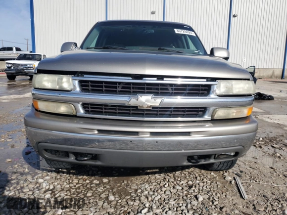 2001 Chevrolet Suburban LS with VIN 3GNFK16T11G105761, listed as a Copart auction lot 80726024 with 312,601 mi miles and Clean Title. Bid and sale history available at carsss.com. Image 5.
