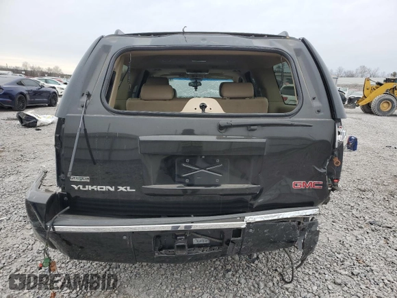 2011 GMC Yukon XL Denali with VIN 1GKS1MEF7BR165394, listed as a Copart auction lot 88813415 with 250,065 mi miles and Salvage Title. Bid and sale history available at carsss.com. Image 6.