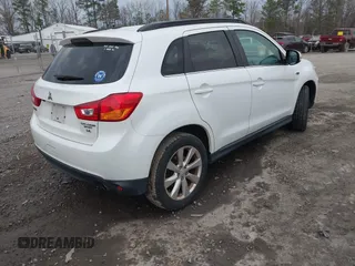 2015 Mitsubishi Outlander Sport 2.4 GT with VIN 4A4AP4AW3FE041544, listed as a IAAI auction lot 41873013 with 205,280 mi miles. Bid and sale history available at carsss.com. Image 4.