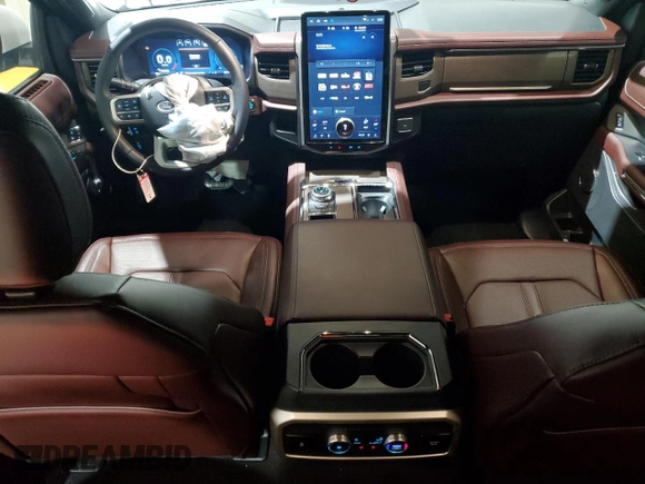 2024 Ford Expedition Limited with VIN 1FMJU1K86REB06546, listed as a Copart auction lot 44930205 with 2,901 mi miles and Salvage title. Bid and sale history available at DreamBid. Image 8.