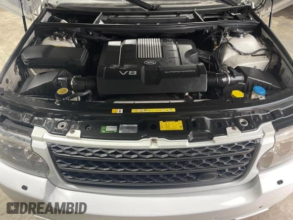 2011 Land Rover Range Rover SC z VIN SALMF1E46BA357805, wystawiony jako Copart lot #88178825 z przebiegiem 120 381 mil mil oraz Czysty tytuł • Clean title. Historia ofert i sprzedaży dostępna na DreamBid. Obrazek 7.