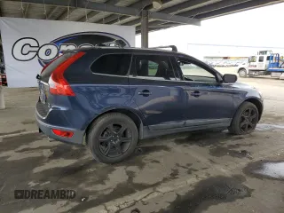 2013 Volvo XC60 T6 z VIN YV4902DZ9D2442570, wystawiony jako Copart lot #53740865 z przebiegiem 152 701 mil mil oraz Czysty tytuł • Clean title. Historia ofert i sprzedaży dostępna na DreamBid. Obrazek 3.