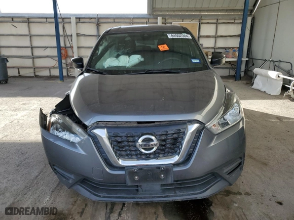 2020 Nissan Kicks S with VIN 3N1CP5BV6LL505999, listed as a Copart auction lot 84502304 with 54,675 mi miles and Clean Title. Bid and sale history available at carsss.com. Image 5.