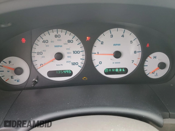 2003 Chrysler Town & Country EX with VIN 2C4GP74L73R136160, listed as a Copart auction lot 49905035 with 135,495 mi miles and Salvage Title. Bid and sale history available at carsss.com. Image 9.