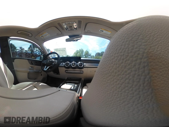 2022 Mercedes-Benz GLB 250 с VIN W1N4M4GB0NW258262, выставлен на аукционе IAAI как лот 41979739 с пробегом 43 877 миль миль и . История ставок и продаж доступна на DreamBid. Изображение 18.