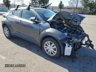 2020 Toyota C-HR LE with VIN JTNKHMBX4L1083431, listed as a Copart auction lot 49535465 with 17,802 mi miles and Salvage Title. Bid and sale history available at DreamBid. Image 4.
