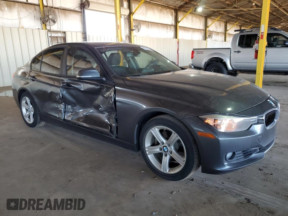 2013 BMW 3 Series 328i z VIN WBA3C1C56DF443903, wystawiony jako Copart lot #55061245 z przebiegiem Nie podano mil oraz Szkoda całkowita • Salvage title. Historia ofert i sprzedaży dostępna na DreamBid. Obrazek 4.