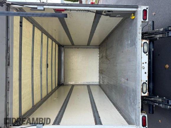 2015 Ford Transit with VIN 1FDBF8ZM9FKB32257, listed as a Copart auction lot 80655114 with 174,627 mi miles and Clean Title. Bid and sale history available at DreamBid. Image 6.