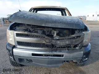 2009 Chevrolet Silverado 1500 LT with VIN 1GCEK29079Z134785, listed as a IAAI auction lot 41453672 with 1 mi miles. Bid and sale history available at carsss.com. Image 12.