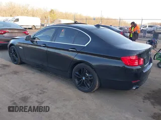2013 BMW 5 Series 528i xDrive with VIN WBAXH5C58DD107515, listed as a IAAI auction lot 41673214 with 115,726 mi miles. Bid and sale history available at carsss.com. Image 3.