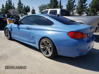 2015 BMW M4 with VIN WBS3R9C50FK331844, listed as a Copart auction lot 45902494 with 29,938 mi miles. Bid and sale history available at carsss.com. Image 2.