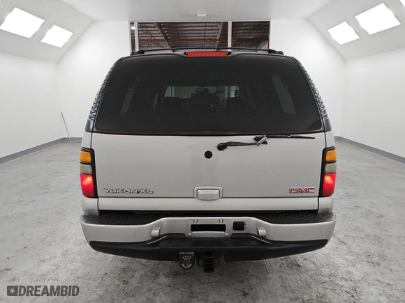 2004 GMC Yukon XL Denali with VIN 1GKFK66U94J249967, listed as a Copart auction lot 42943275 with 192,085 mi miles and Clean Title. Bid and sale history available at carsss.com. Image 6.