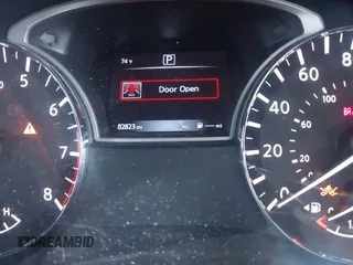 2019 Nissan Pathfinder S with VIN 5N1DR2MNXKC640870, listed as a IAAI auction lot 41490215 with 82,823 mi miles and . Bid and sale history available at DreamBid. Image 7.