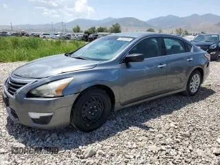 2015 Nissan Altima 2.5 with VIN 1N4AL3AP1FC164461, listed as a Copart auction lot 59808995 with 175,101 mi miles and Salvage title. Bid and sale history available at DreamBid. Image 1.