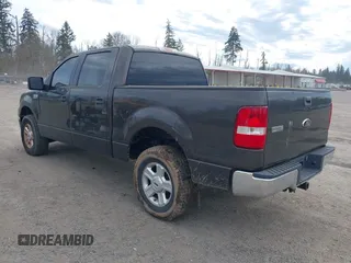 2006 Ford F-150 XLT z VIN 1FTPW14576FA26769, wystawiony jako IAAI lot #41896873 z przebiegiem 276 266 mil mil oraz . Historia ofert i sprzedaży dostępna na DreamBid. Obrazek 3.