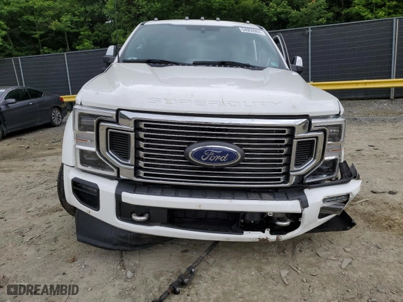 2022 Ford Super Duty F-450 DRW XL with VIN 1FT8W4DT9NED86425, listed as a Copart auction lot 54955994 with 19,767 mi miles and Salvage Title. Bid and sale history available at carsss.com. Image 5.
