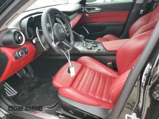 2018 Alfa Romeo Giulia Ti Sport with VIN ZARFAECN3J7593265, listed as a Copart auction lot 41081103 with 37,823 mi miles. Bid and sale history available at carsss.com. Image 7.