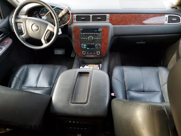 2014 Chevrolet Suburban LT with VIN 1GNSCJE00ER223194, listed as a Copart auction lot 70309624 with 150,009 mi miles and Salvage Title. Bid and sale history available at carsss.com. Image 8.