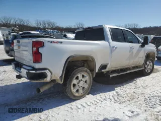 2022 Chevrolet Silverado 3500HD LTZ z VIN 1GC4YUEY4NF273091, wystawiony jako Copart lot #45113795 z przebiegiem 123 680 mil mil oraz Szkoda całkowita • Salvage title. Historia ofert i sprzedaży dostępna na DreamBid. Obrazek 3.
