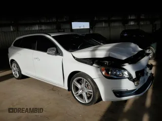 2016 Volvo V60 T5 Premier with VIN YV1612SK2G1309520, listed as a Copart auction lot 85510154 with 114,602 mi miles and Salvage Title. Bid and sale history available at carsss.com. Image 4.