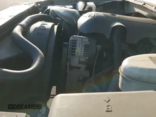 2003 Chevrolet Silverado 1500 LS с VIN 1GCEC14V93Z262186, выставлен на аукционе IAAI как лот 40825965 с пробегом 259 268 миль миль и . История ставок и продаж доступна на DreamBid. Изображение 19.