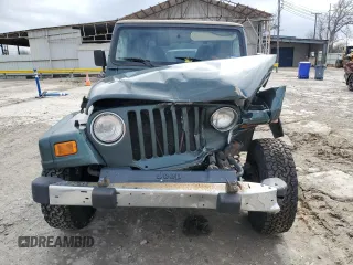 2002 Jeep Wrangler Sahara with VIN 1J4FA59S22P712913, listed as a Copart auction lot 43350115 with 86,320 mi miles and Salvage Title. Bid and sale history available at carsss.com. Image 5.