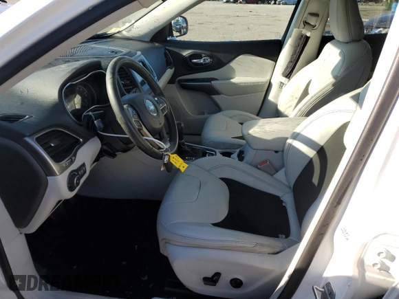 2020 Jeep Cherokee Altitude with VIN 1C4PJLLB6LD653228, listed as a Copart auction lot 86116814 with 88,072 mi miles and Salvage Title. Bid and sale history available at carsss.com. Image 7.
