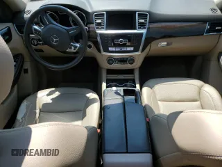 2013 Mercedes-Benz M 350 z VIN 4JGDA5HBXDA229928, wystawiony jako Copart lot #60271925 z przebiegiem Nie podano mil oraz Czysty tytuł • Clean title. Historia ofert i sprzedaży dostępna na DreamBid. Obrazek 8.