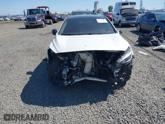 2018 Infiniti QX30 with VIN SJKCH5CPXJA043359, listed as a IAAI auction lot 42114863 with 64,172 mi miles. Bid and sale history available at carsss.com. Image 6.